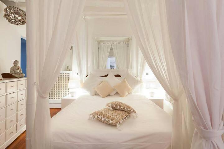 Апартаменты Navona Color Vicolo Delle Vacche Рим Экстерьер фото